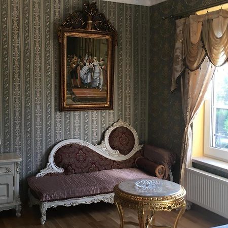 Bynovecky Zamecek Hotell Exteriör bild